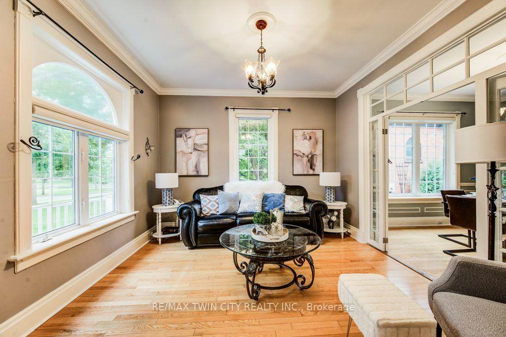 Photo 11 of 138 Water Street S, Kitchener, Victoria Park — HOMEH