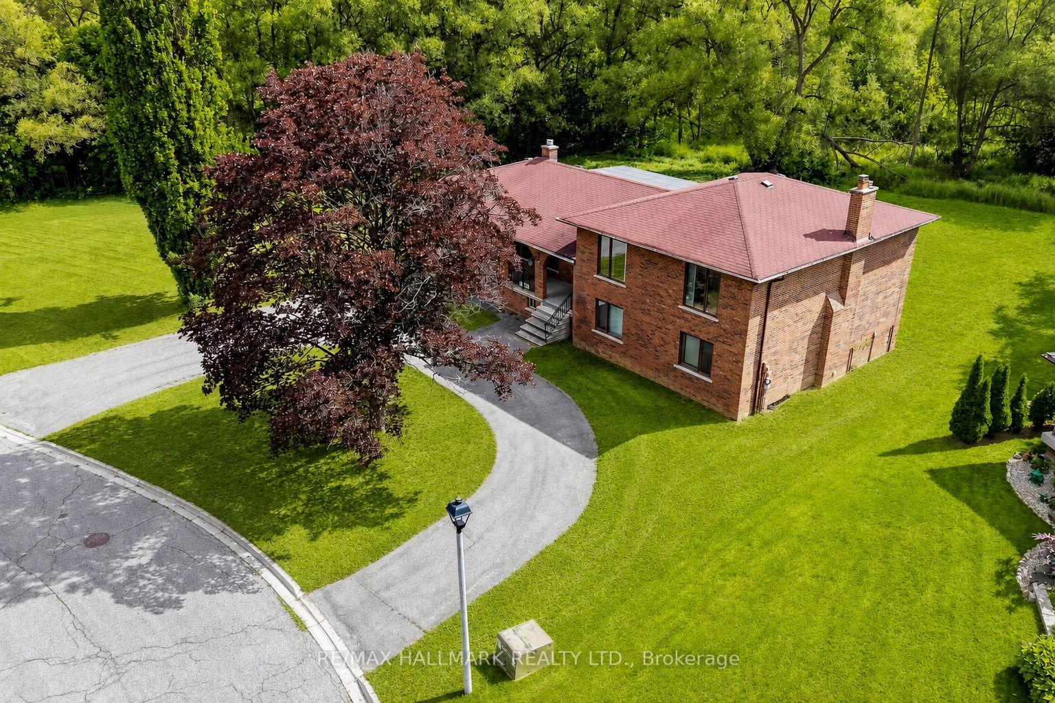 Photo 5 of 155 Dennison Street, King, King City — HOMEH