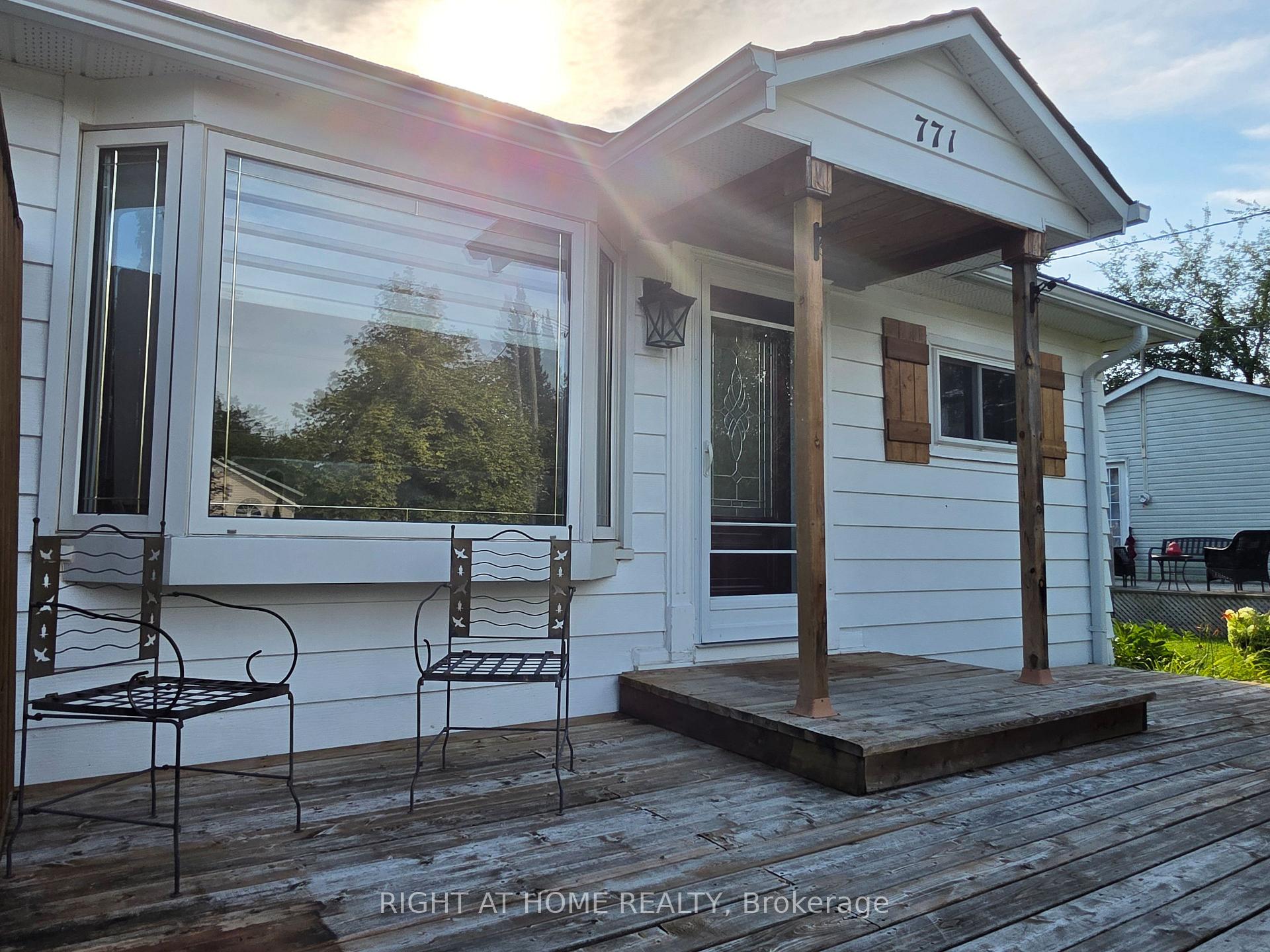 Photo 19 of 771 Third Avenue, Georgina, Historic Lakeshore Communities — HOMEH