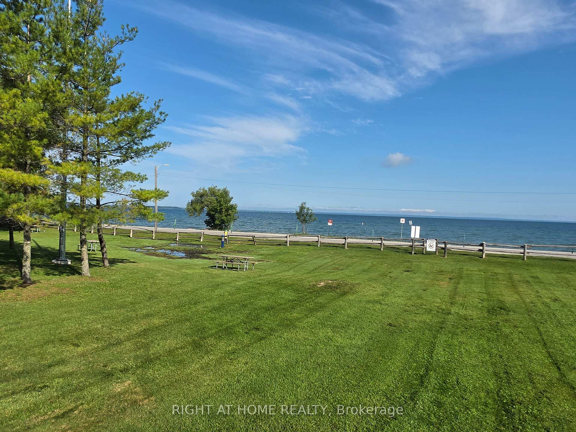 Photo 21 of 771 Third Avenue, Georgina, Historic Lakeshore Communities — HOMEH