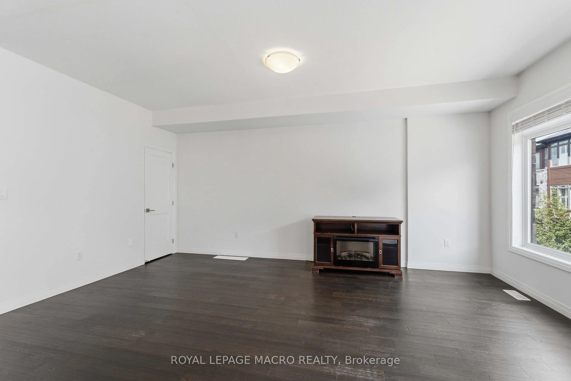 Photo 15 of Unit 98, 30 Times Square Boulevard, Hamilton, Stoney Creek Mountain — HOMEH
