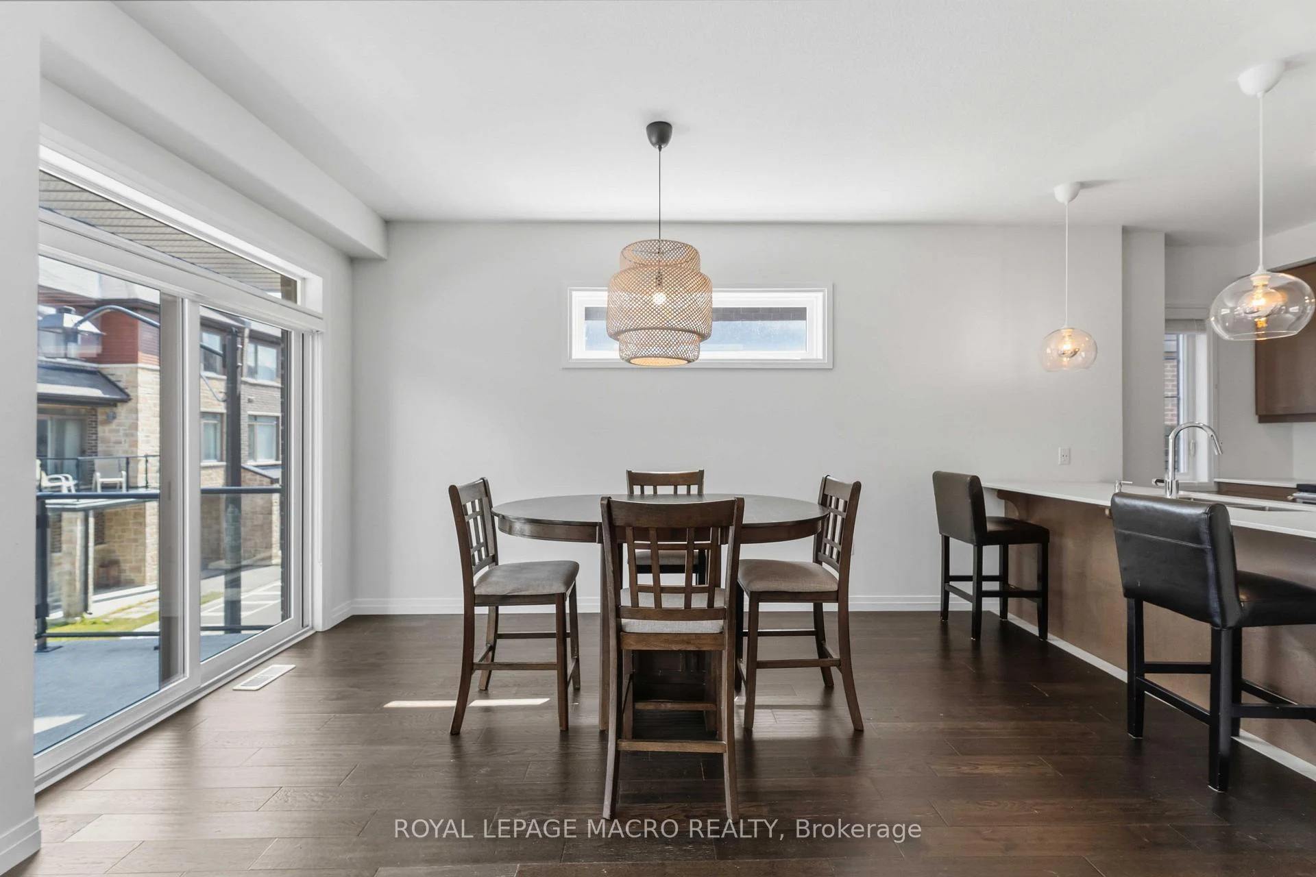 Photo 16 of Unit 98, 30 Times Square Boulevard, Hamilton, Stoney Creek Mountain — HOMEH