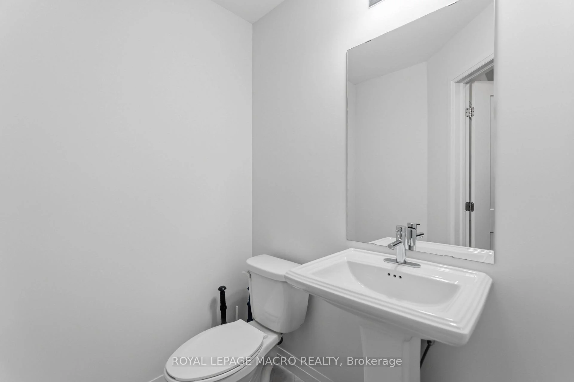 Photo 21 of Unit 98, 30 Times Square Boulevard, Hamilton, Stoney Creek Mountain — HOMEH