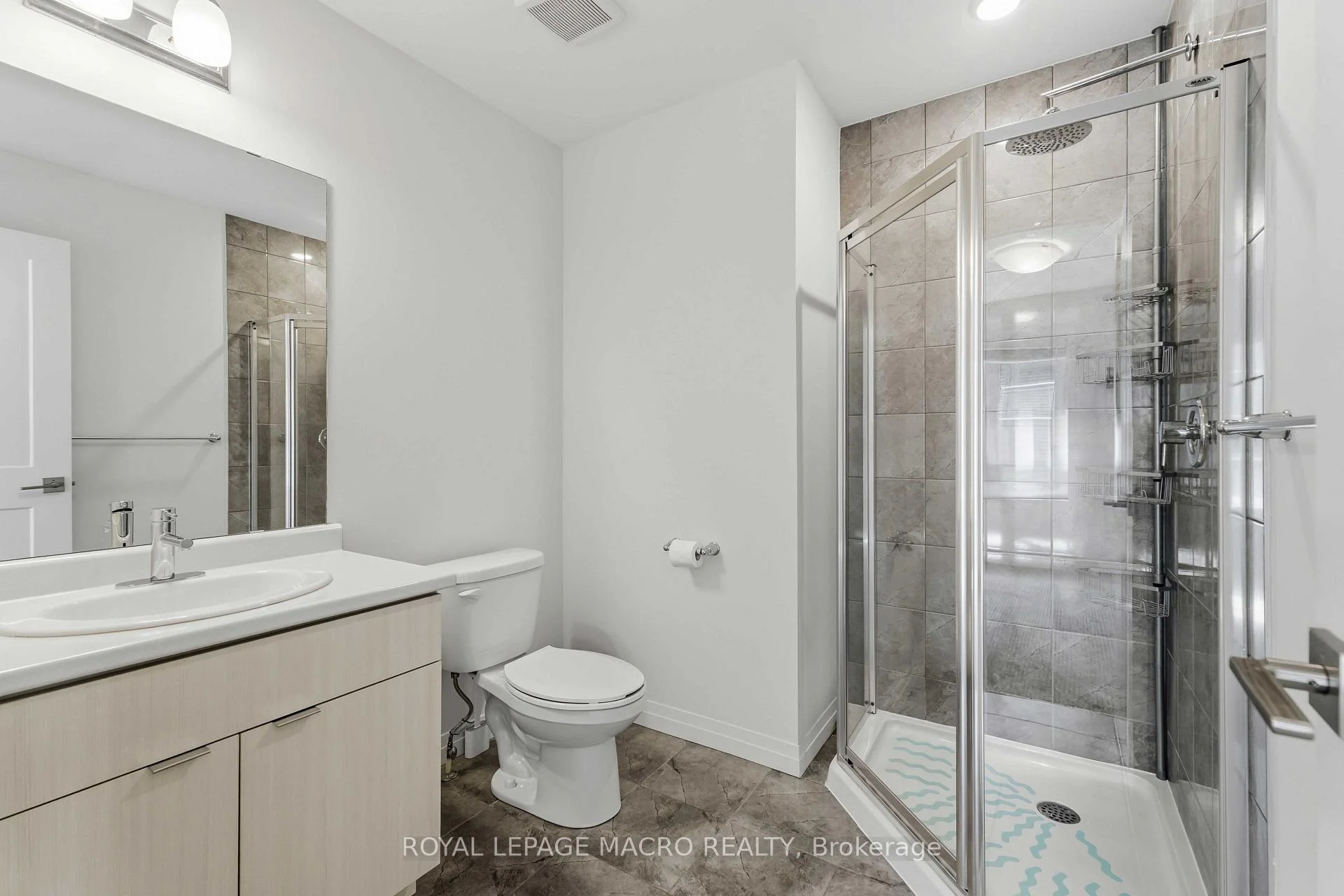 Photo 25 of Unit 98, 30 Times Square Boulevard, Hamilton, Stoney Creek Mountain — HOMEH