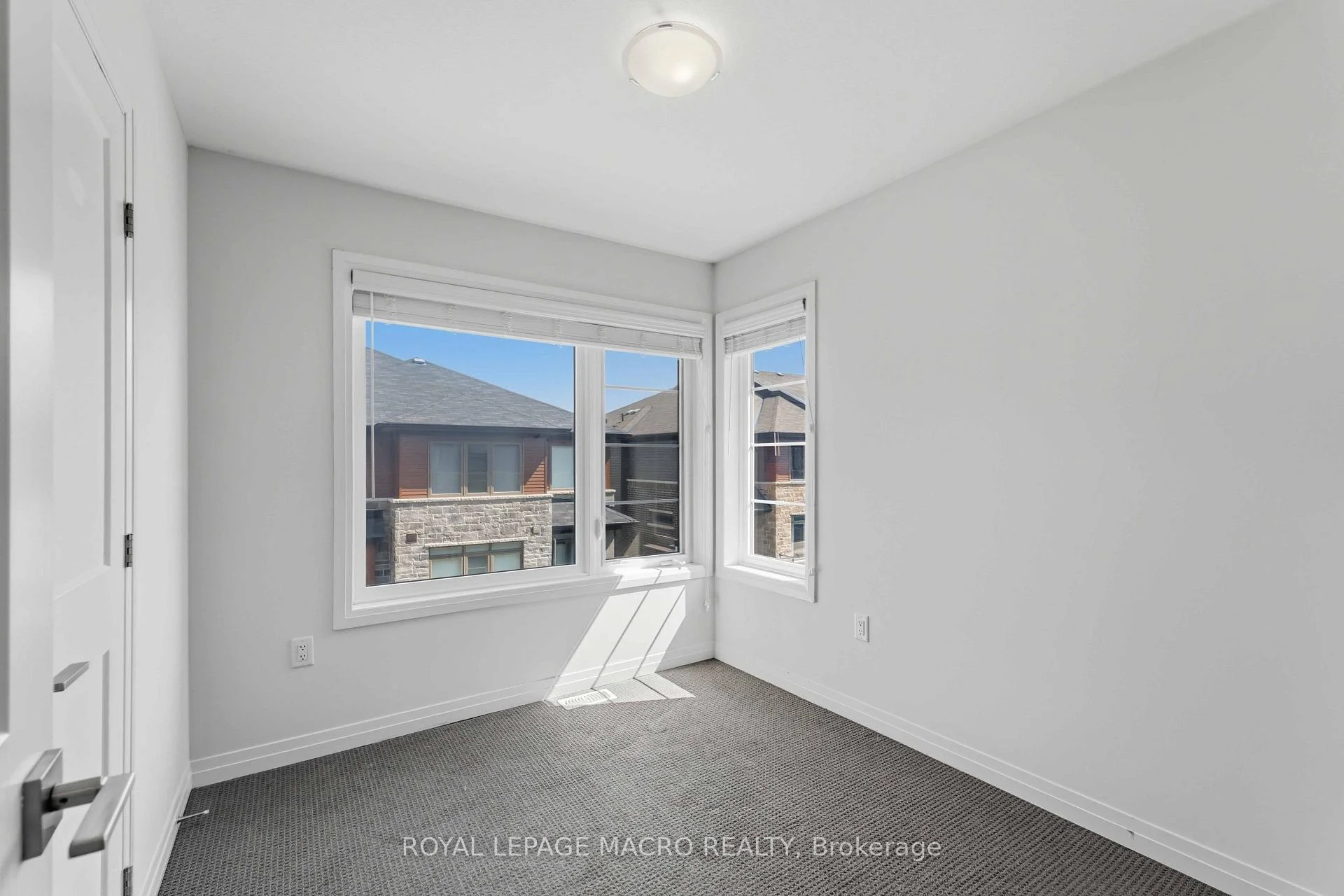 Photo 26 of Unit 98, 30 Times Square Boulevard, Hamilton, Stoney Creek Mountain — HOMEH