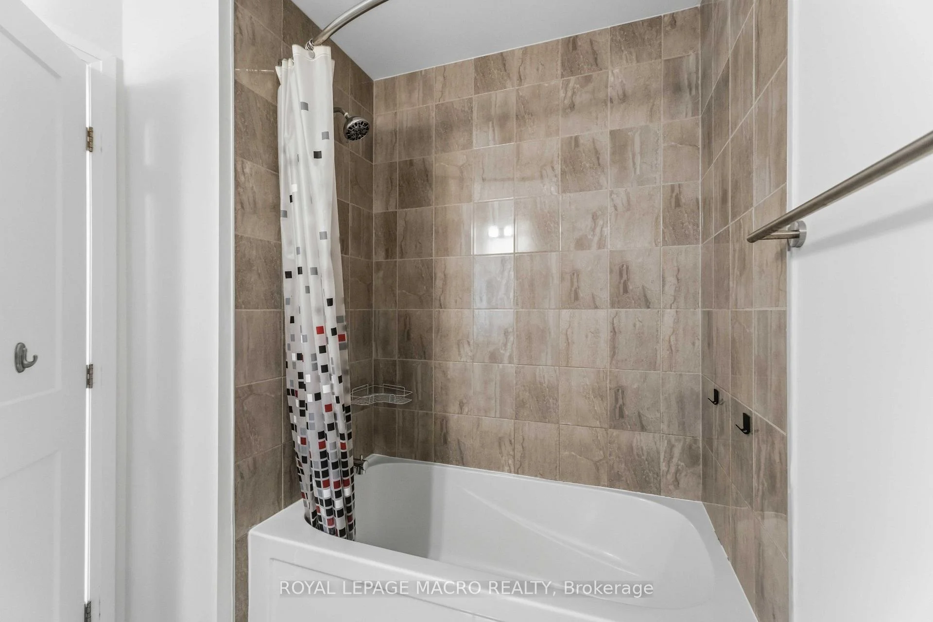 Photo 29 of Unit 98, 30 Times Square Boulevard, Hamilton, Stoney Creek Mountain — HOMEH