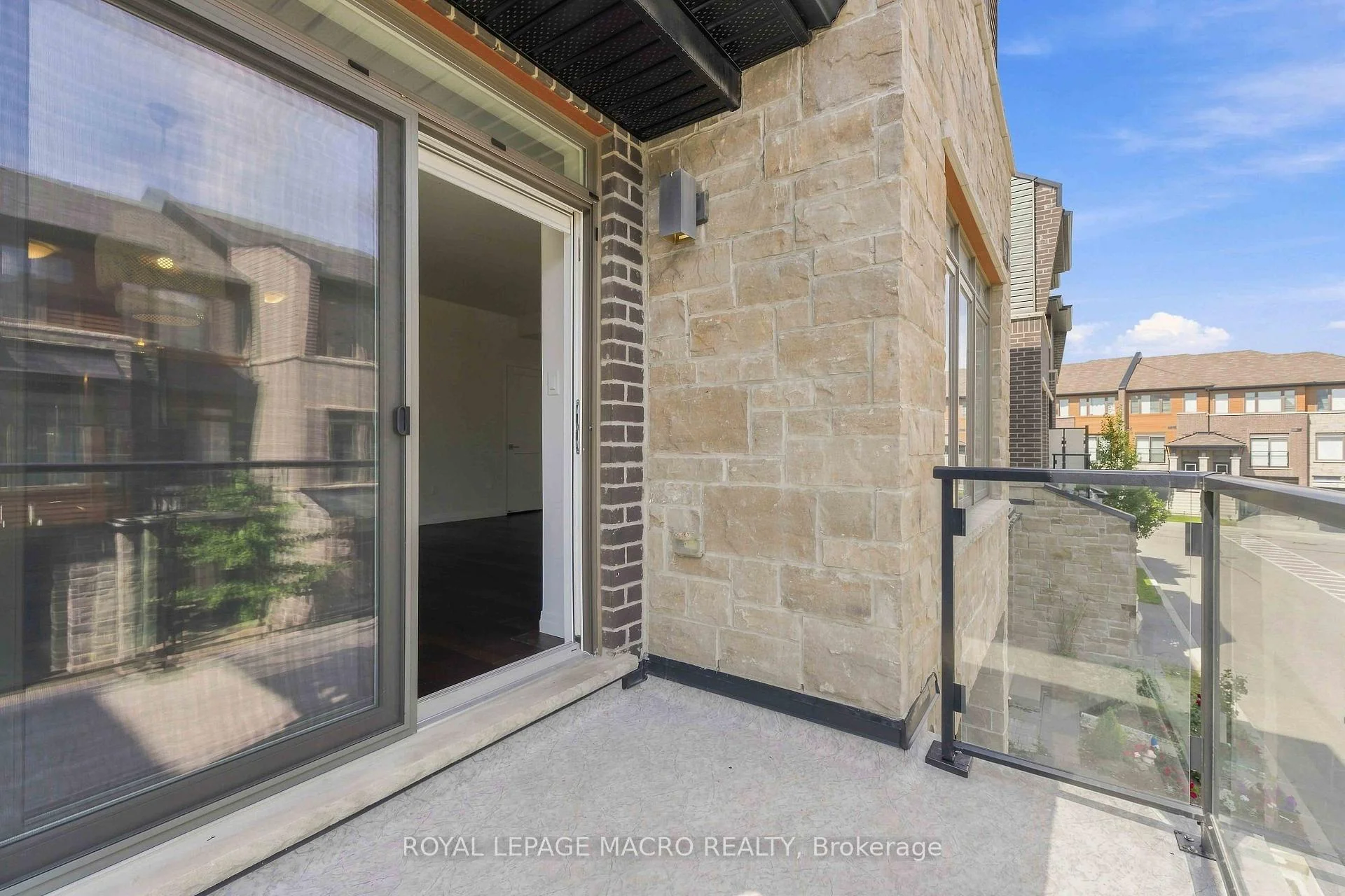 Photo 32 of Unit 98, 30 Times Square Boulevard, Hamilton, Stoney Creek Mountain — HOMEH