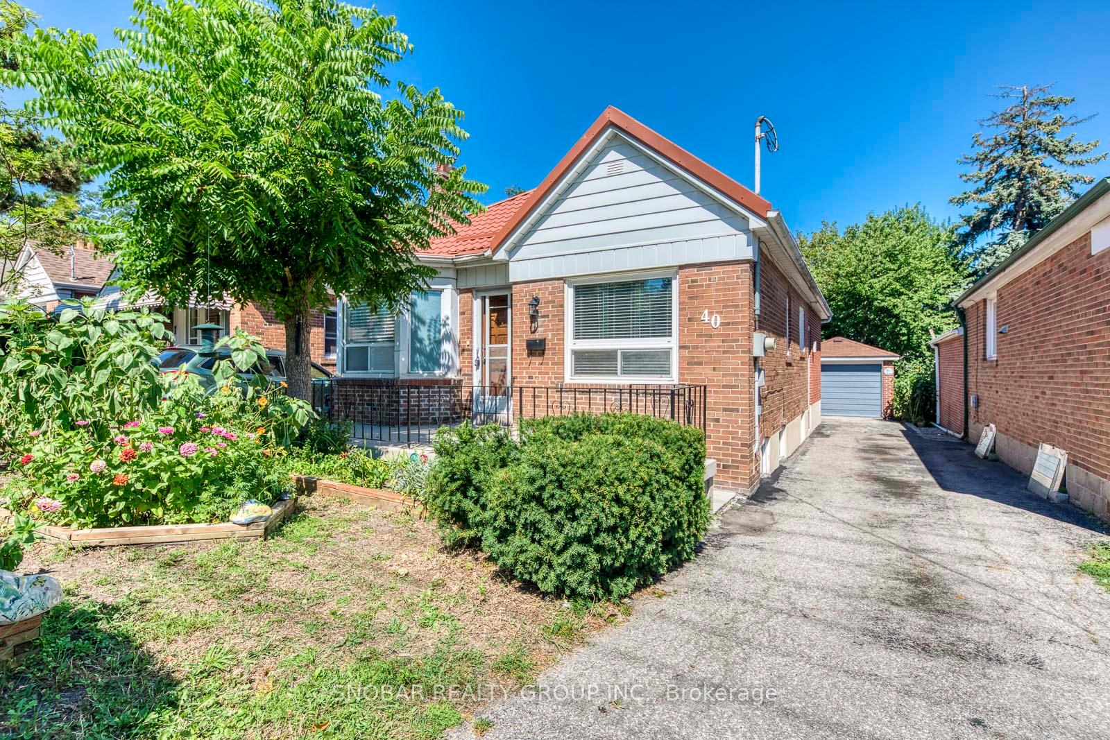 Photo 2 of 40 Dixon Road, Etobicoke, Humber Heights — HOMEH