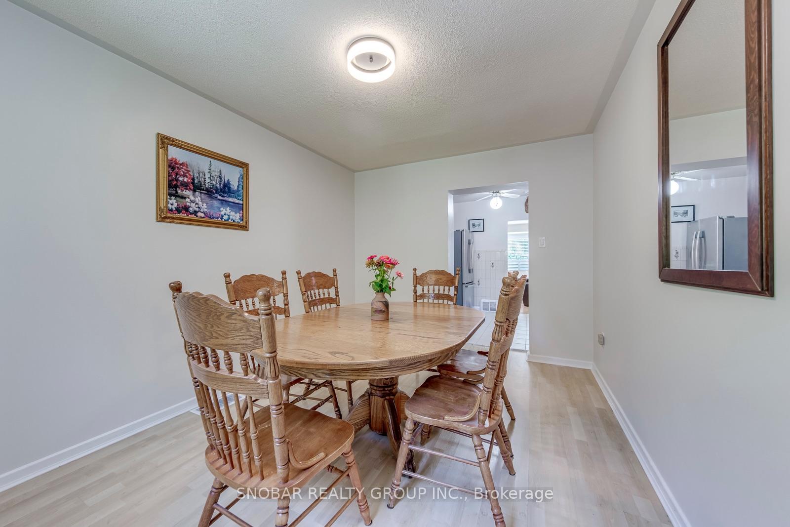 Photo 11 of 40 Dixon Road, Etobicoke, Humber Heights — HOMEH