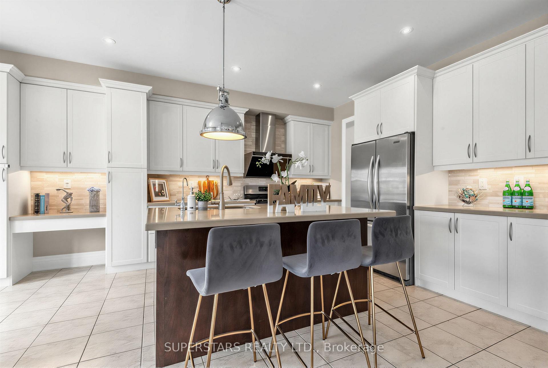 Photo 14 of 239 Angus Glen Boulevard, Markham, Devil's Elbow — HOMEH