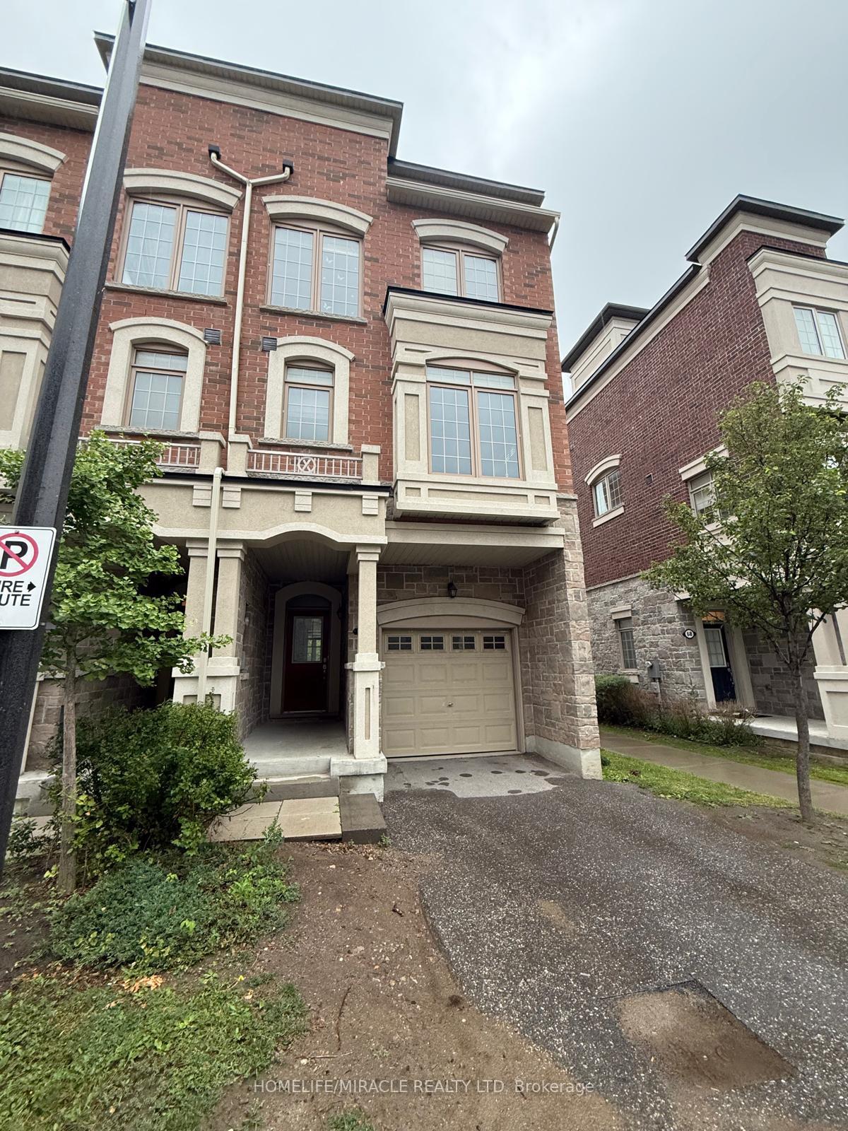 Front of 70 Harwood Avenue N