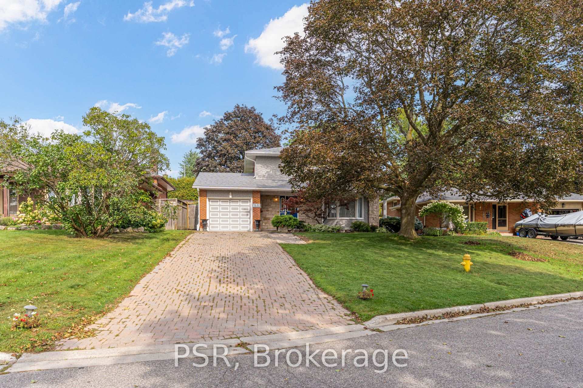 Photo 4 of 375 Inverness Drive, Oshawa, McLaughlin — HOMEH