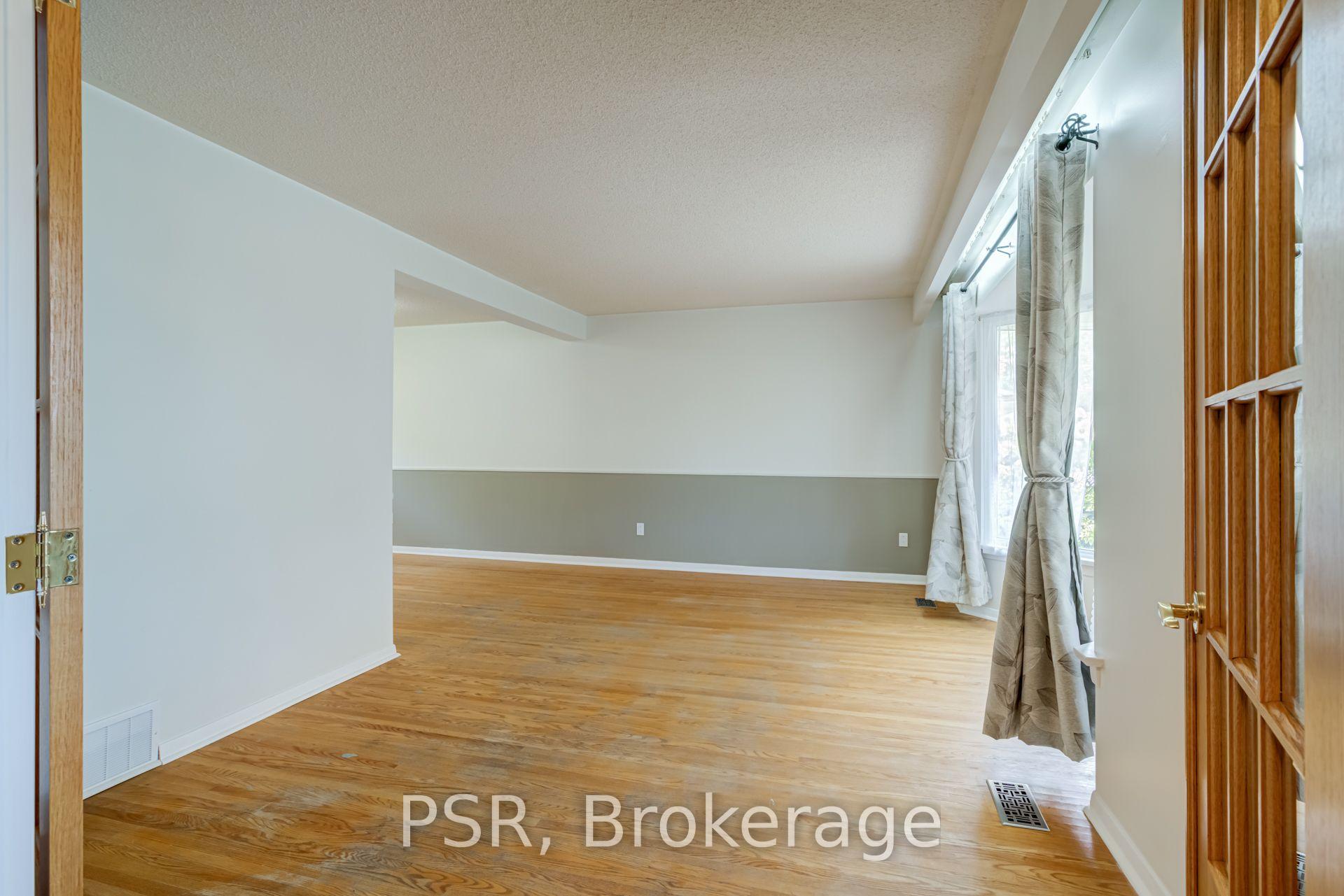 Photo 12 of 375 Inverness Drive, Oshawa, McLaughlin — HOMEH