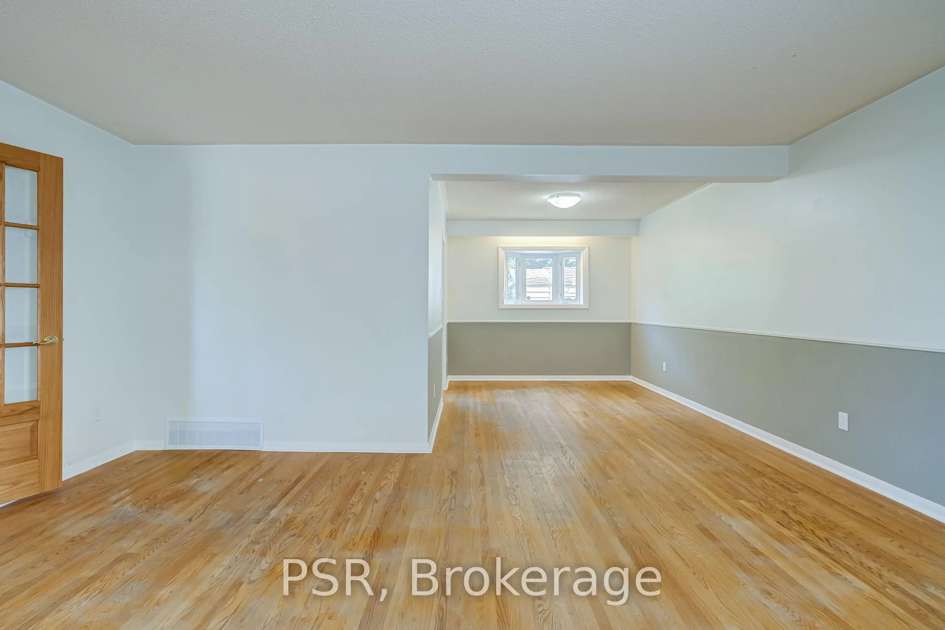 Photo 15 of 375 Inverness Drive, Oshawa, McLaughlin — HOMEH