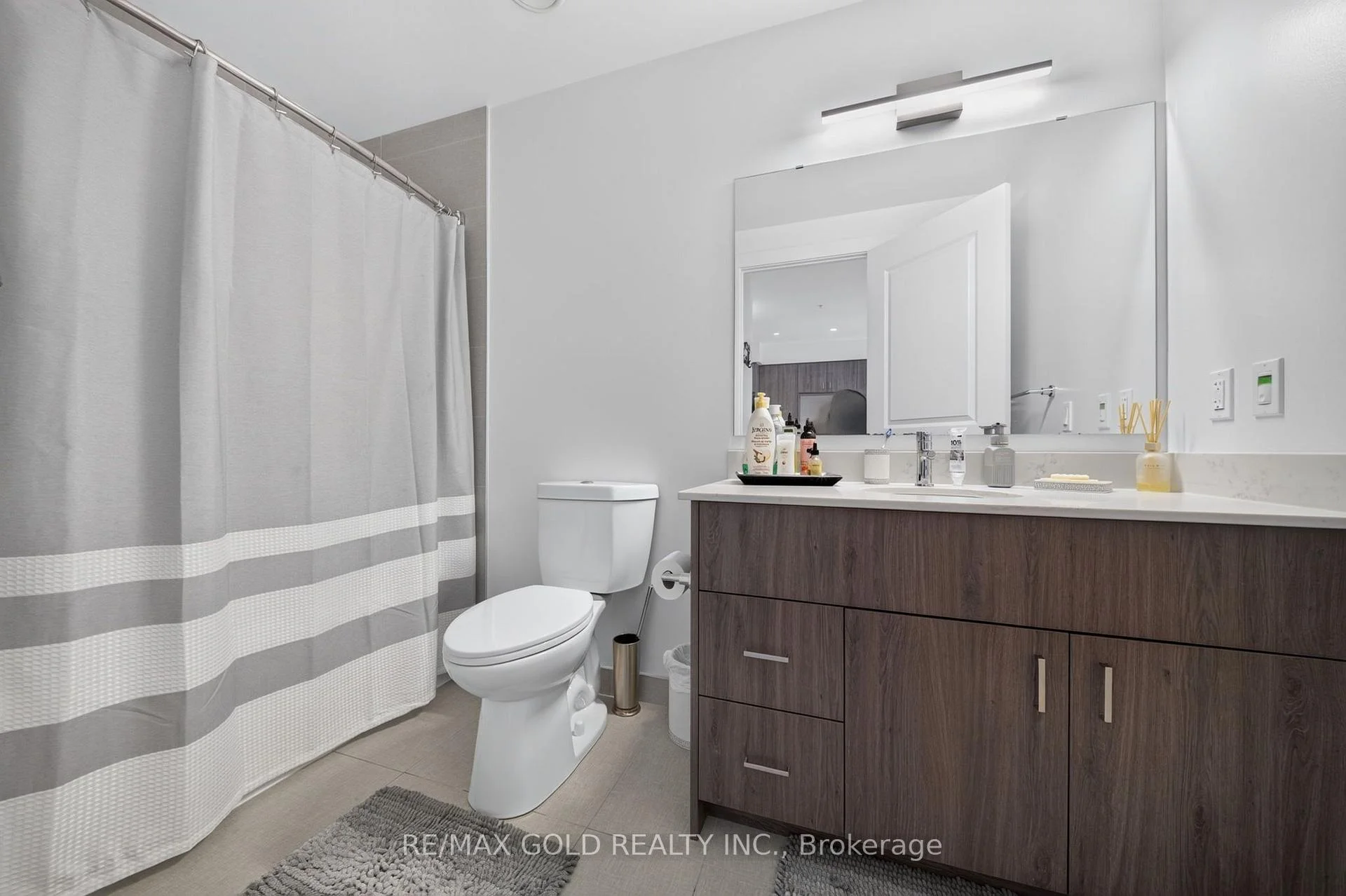 Photo 17 of Unit 1310, 15 Glebe Street, Cambridge, St. Andrews Estates — HOMEH