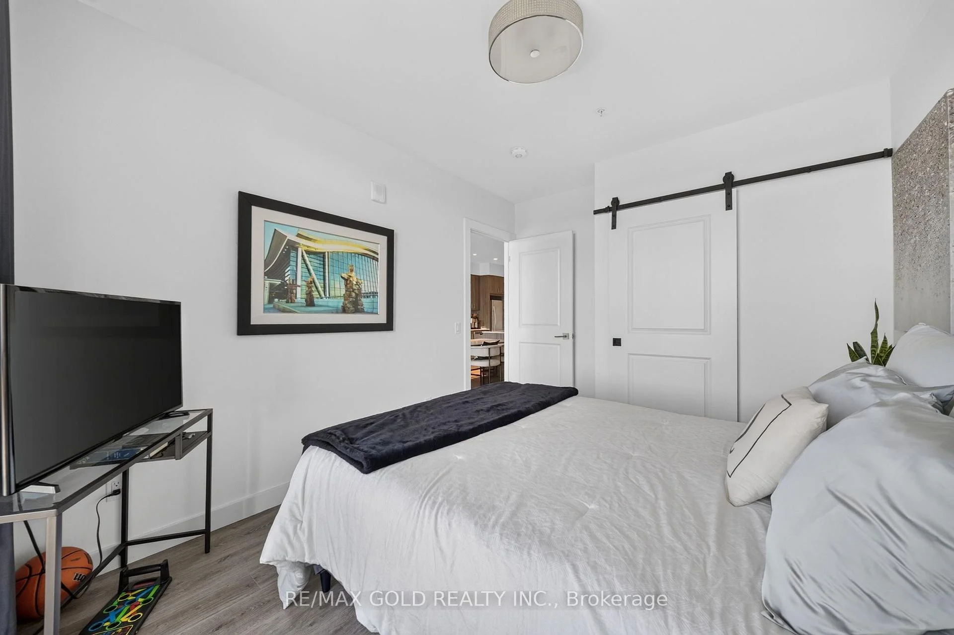 Photo 29 of Unit 1310, 15 Glebe Street, Cambridge, St. Andrews Estates — HOMEH