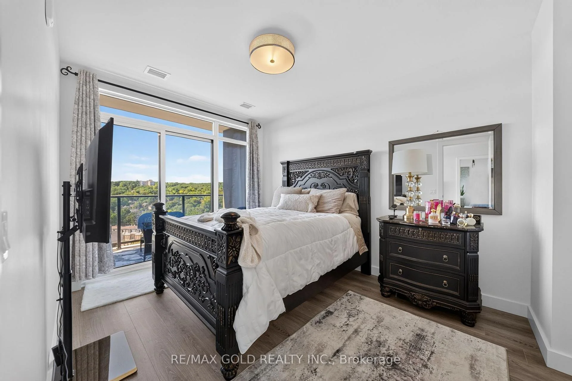 Photo 30 of Unit 1310, 15 Glebe Street, Cambridge, St. Andrews Estates — HOMEH