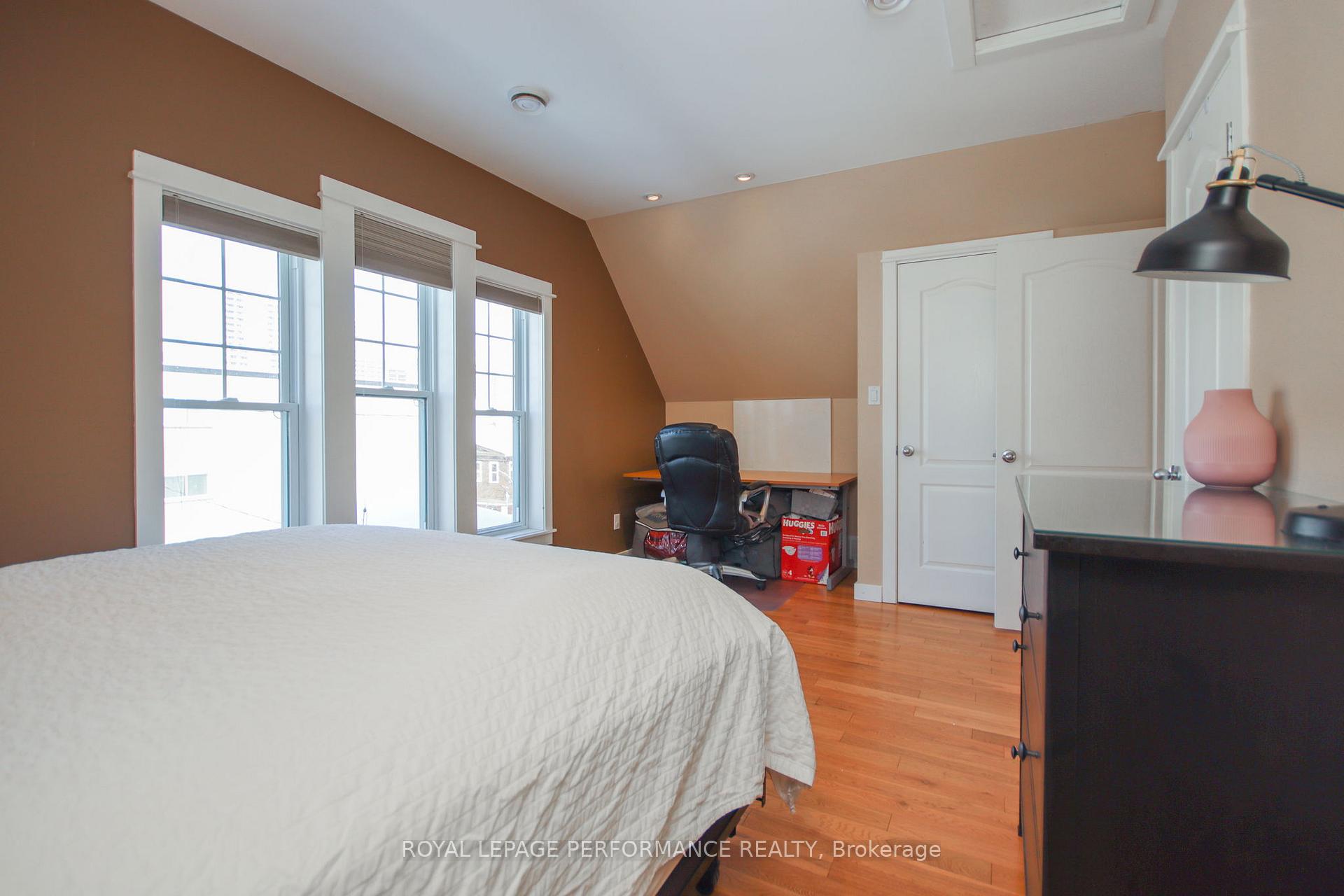 Photo 16 of Unit 3, 736 Cooper Street E, Ottawa, Ottawa Centre — HOMEH