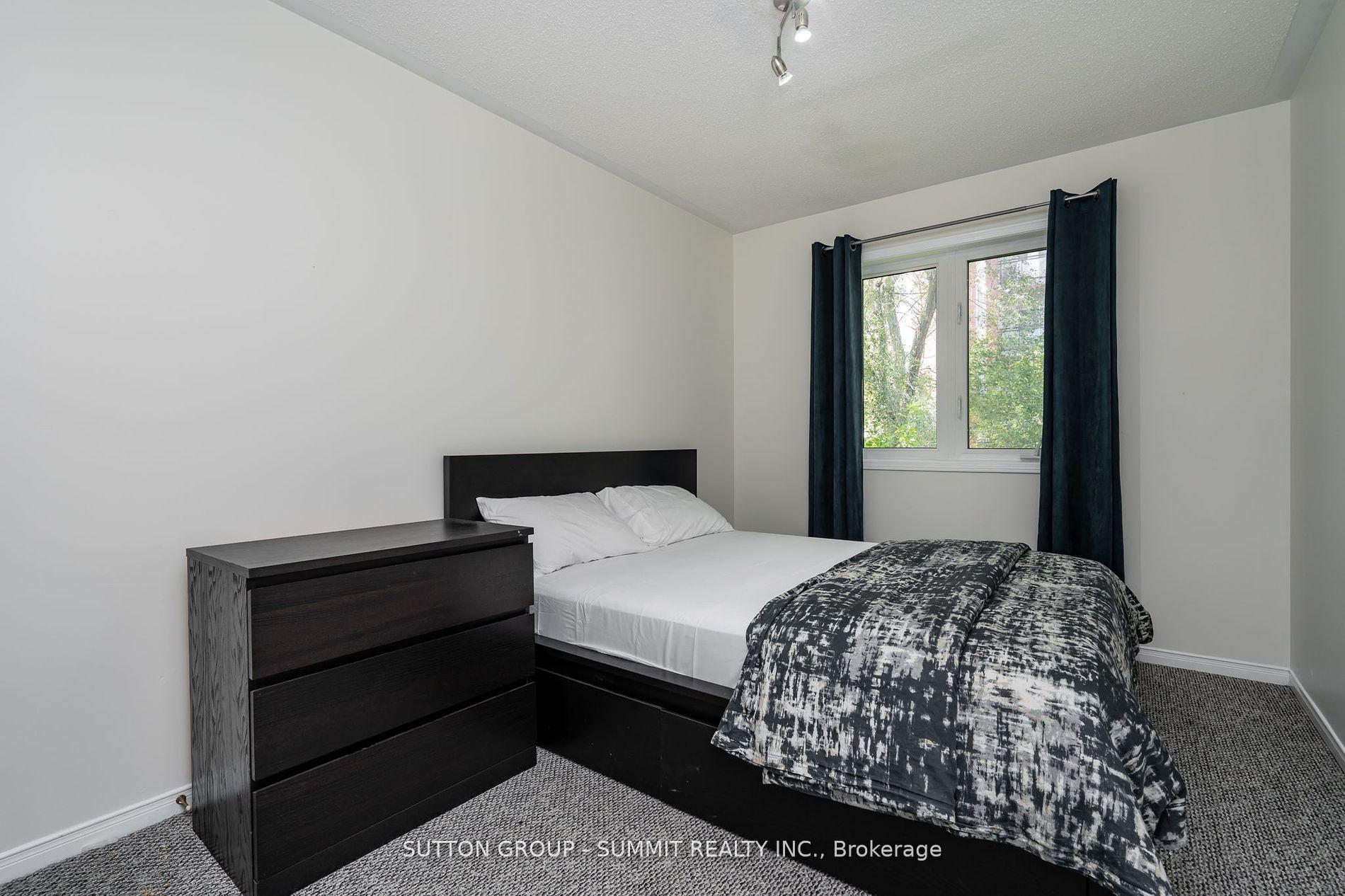 Photo 24 of 103 John Street, Halton Hills, Georgetown — HOMEH