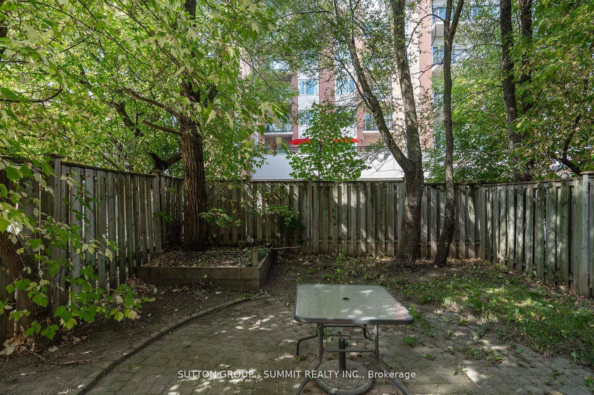 Photo 39 of 103 John Street, Halton Hills, Georgetown — HOMEH