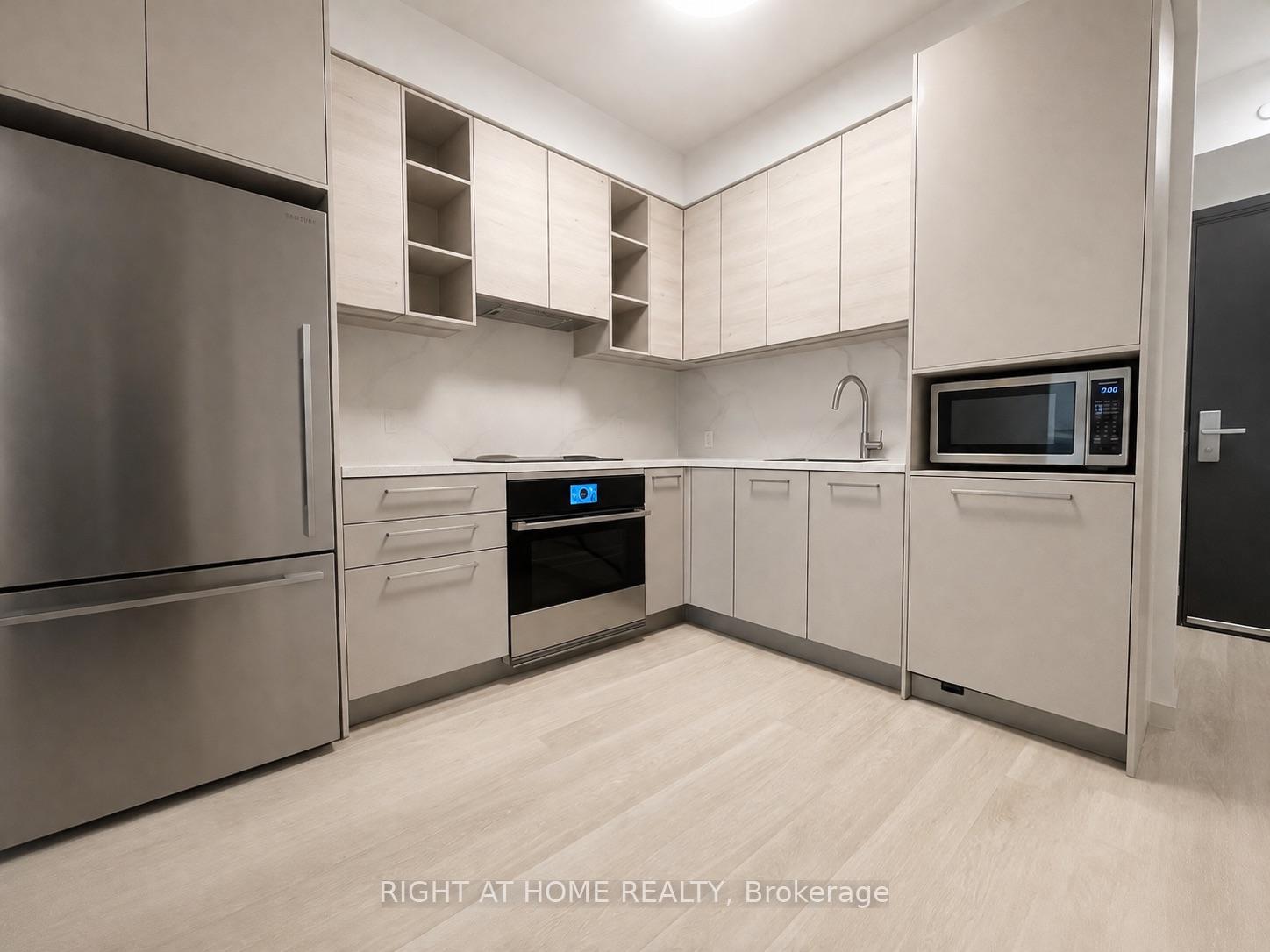 Photo 3 of Unit 702, 38 Gandhi Lane, Markham, Commerce Valley — HOMEH