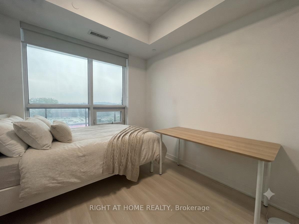 Photo 6 of Unit 702, 38 Gandhi Lane, Markham, Commerce Valley — HOMEH