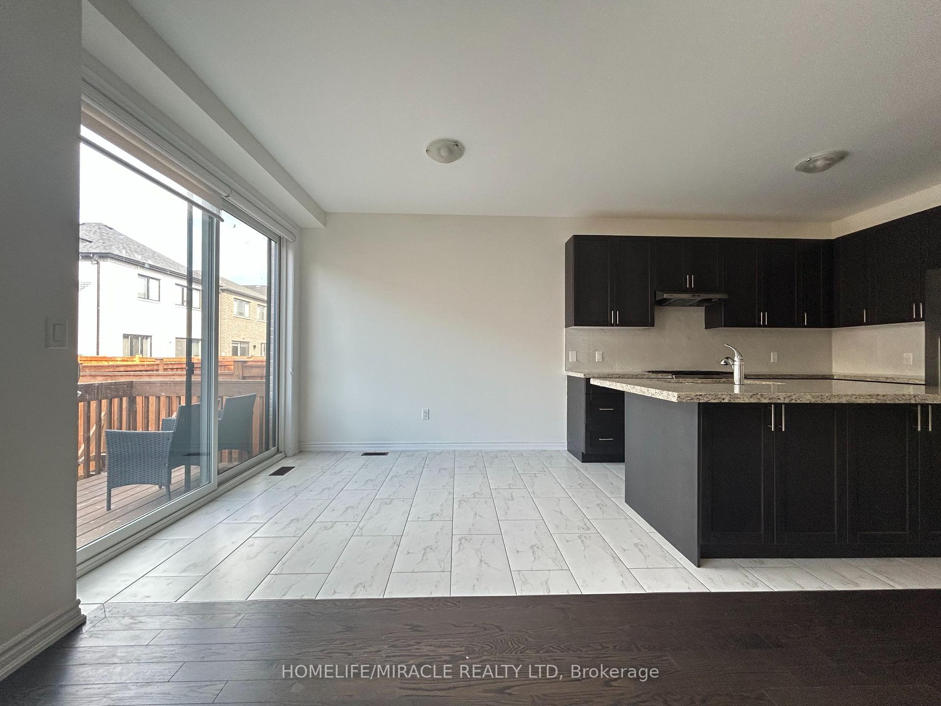 Photo 10 of 52 Minnock Street, Caledon, Rural Caledon — HOMEH