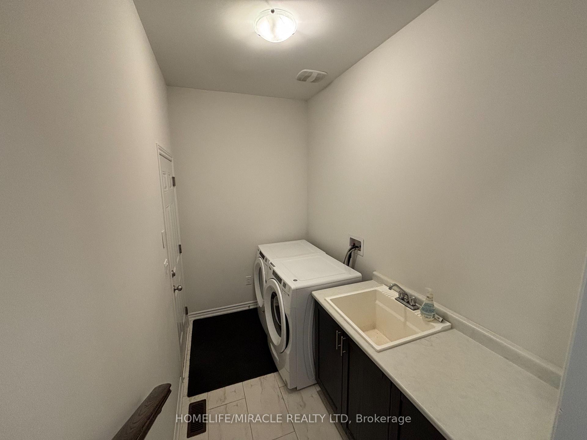 Photo 28 of 52 Minnock Street, Caledon, Rural Caledon — HOMEH