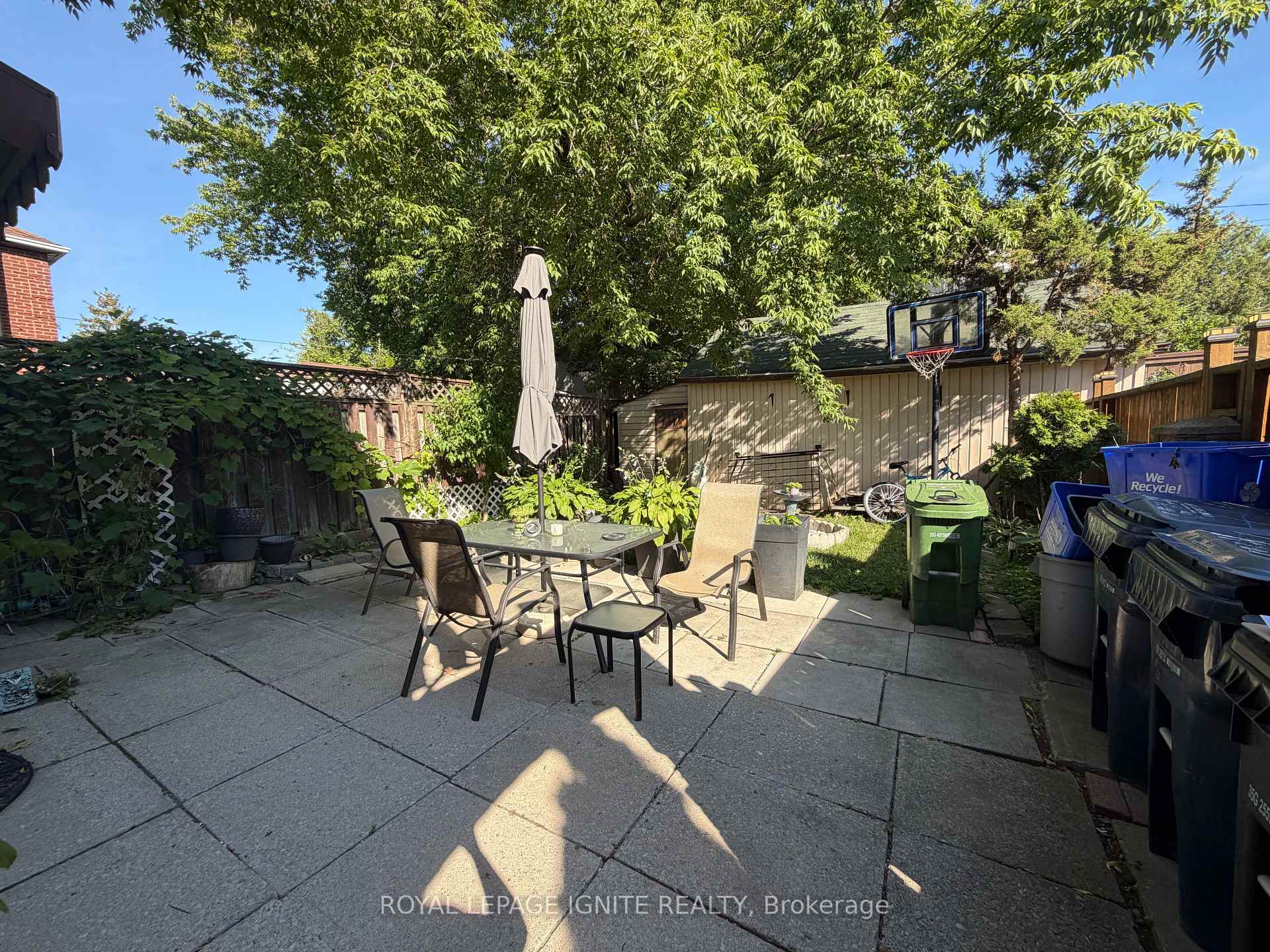 Photo 8 of 35 Hillary Avenue, Toronto, Keelesdale-Eglinton West — HOMEH