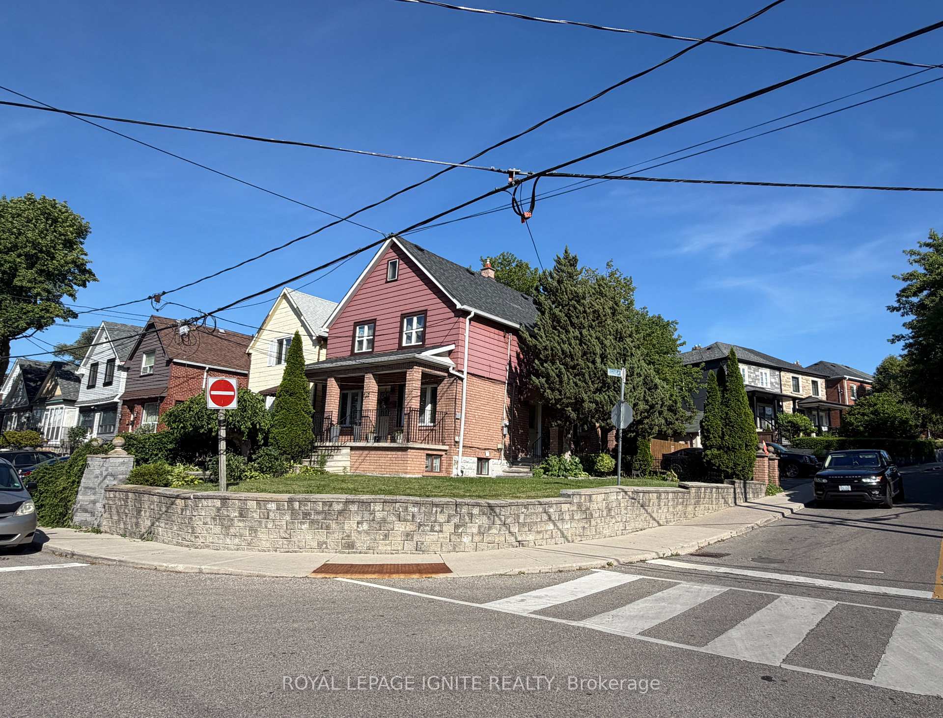 Photo 13 of 35 Hillary Avenue, Toronto, Keelesdale-Eglinton West — HOMEH