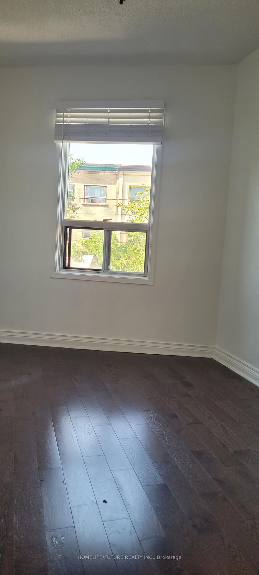 Photo 1 of Unit 2nd Floor, 697 College Street, Toronto, Trinity-Bellwoods — HOMEH