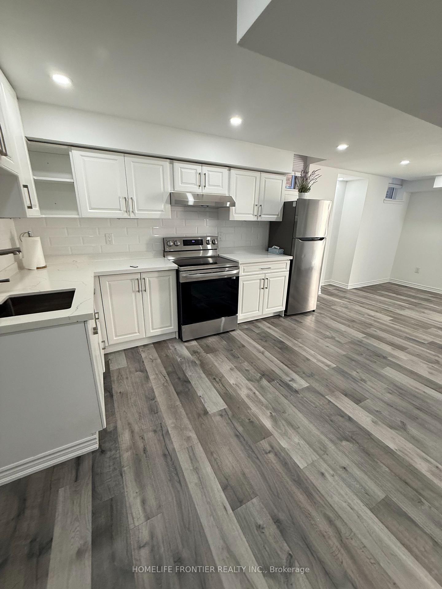 Photo of Unit BASEMENT, 586 Sweetwater Crescent