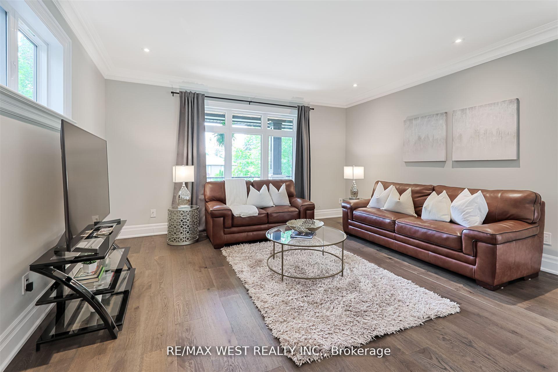 Photo 7 of 18 Windy Ridge Drive, Scarborough, Scarborough Village — HOMEH