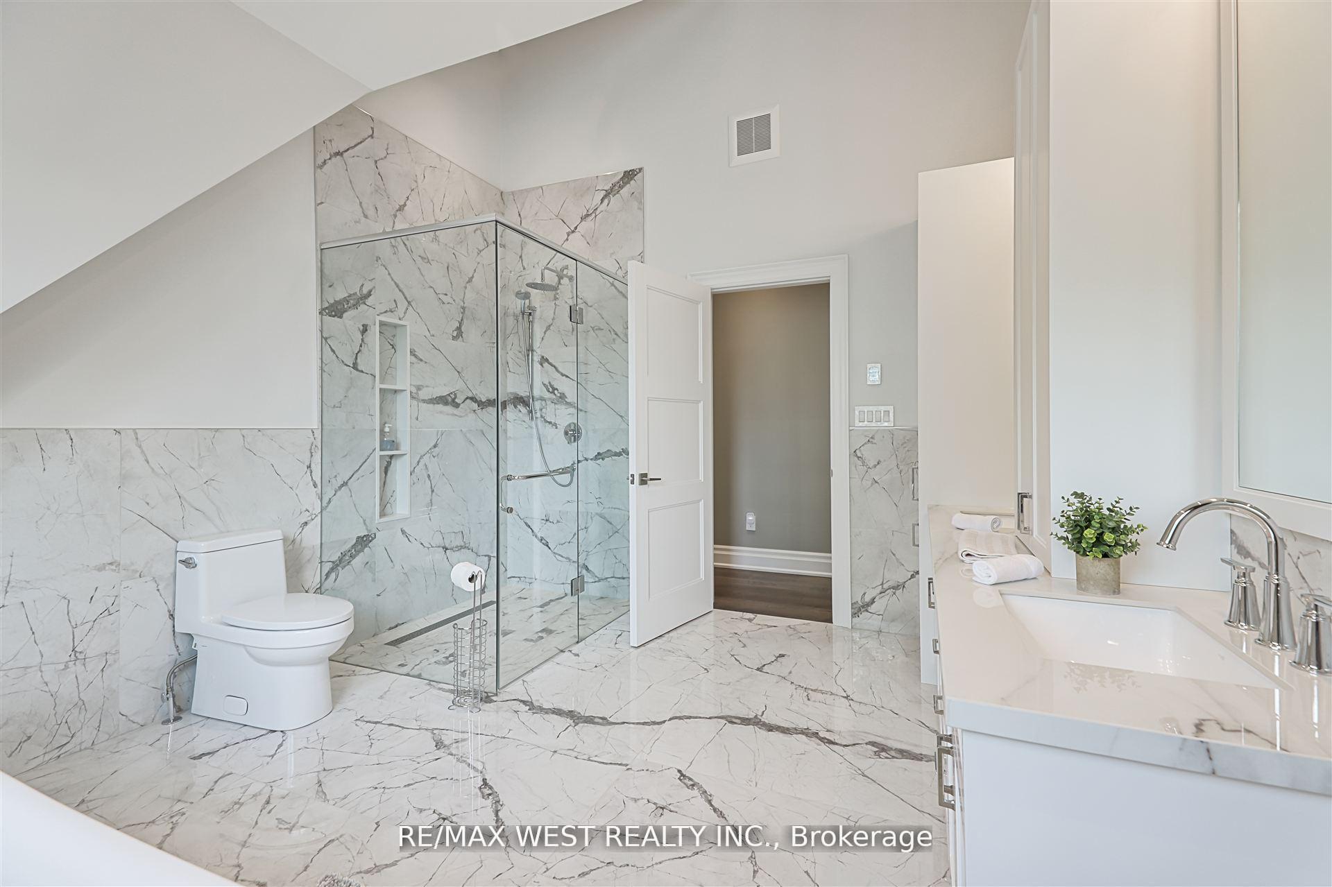 Photo 23 of 18 Windy Ridge Drive, Scarborough, Scarborough Village — HOMEH