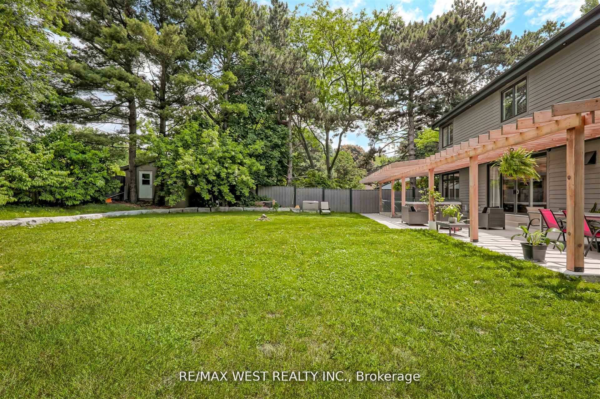 Photo 37 of 18 Windy Ridge Drive, Scarborough, Scarborough Village — HOMEH