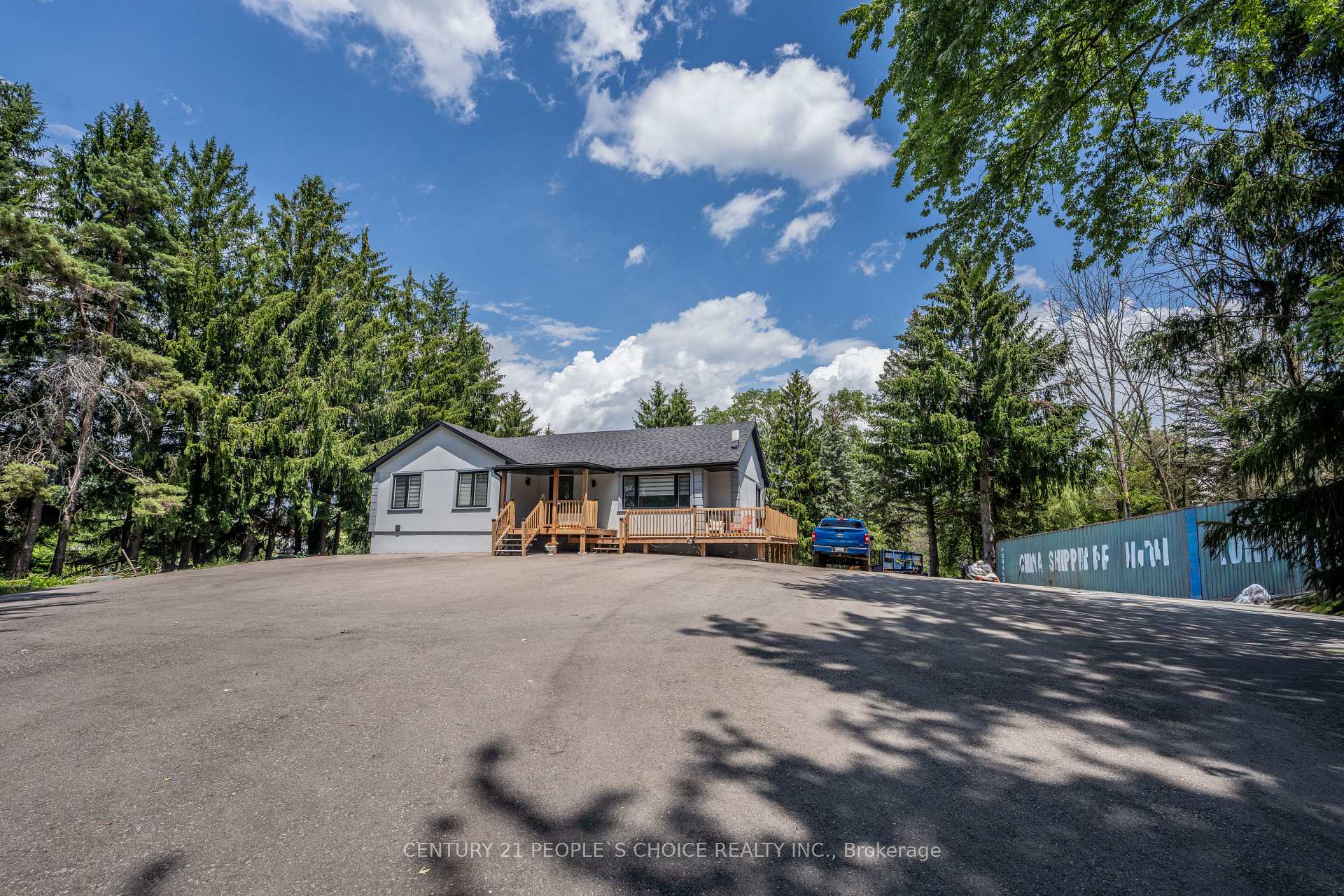 Photo of 15553 The Gore Road