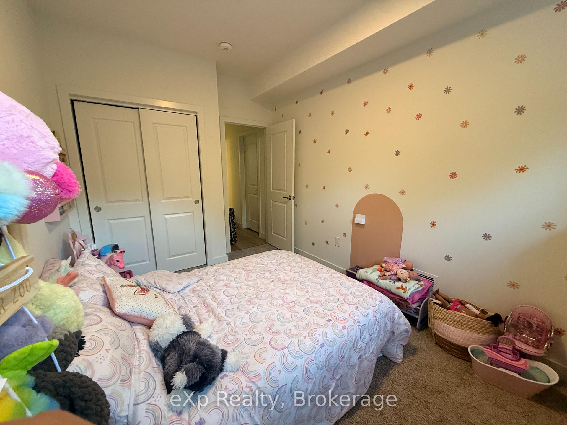 Photo 15 of Unit 128, 824 Woolwich Street, Guelph, Riverside Park — HOMEH