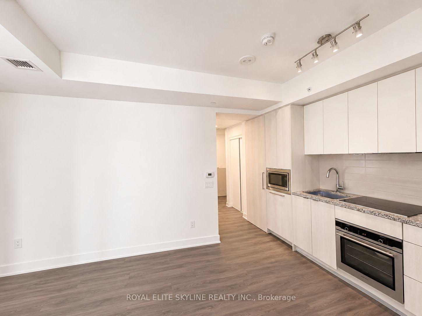 Front of Unit 2812, 115 Blue Jays Way