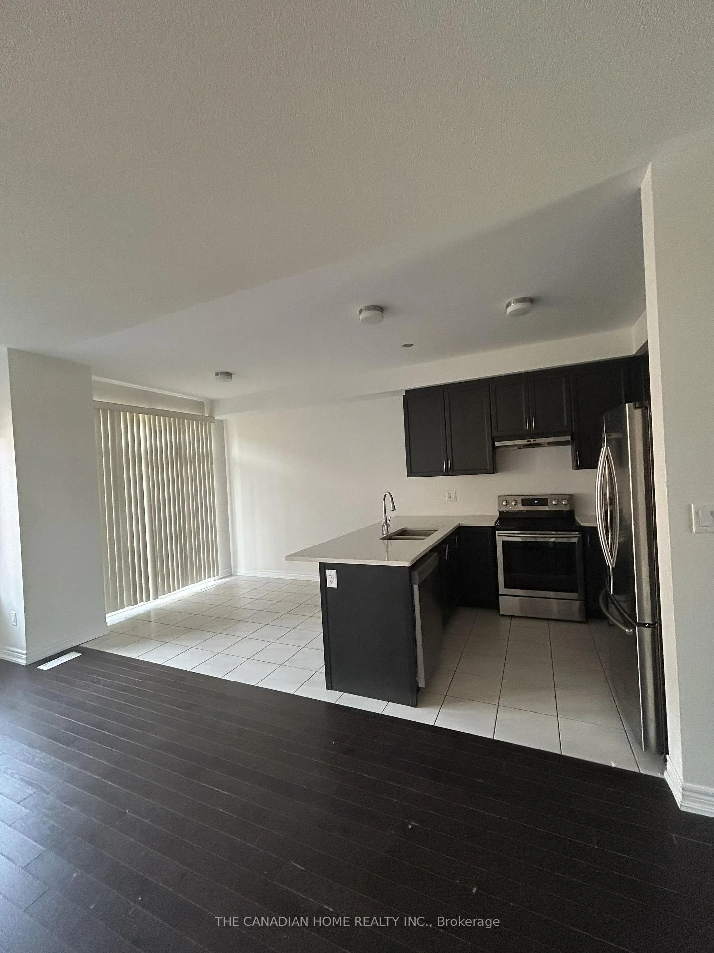 Photo 8 of 71 Milady Crescent, Barrie, Rural Barrie Southeast — HOMEH