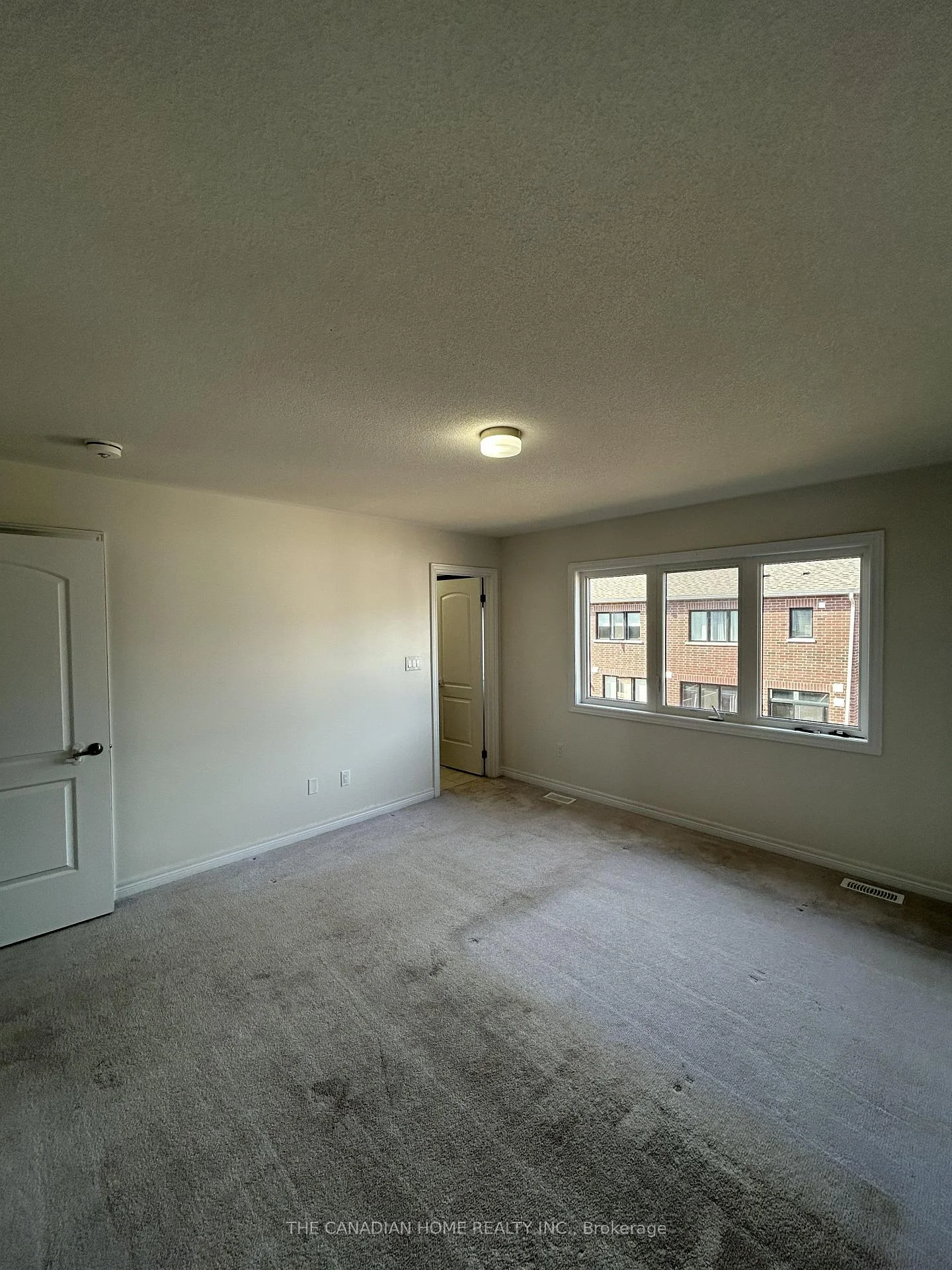 Photo 24 of 71 Milady Crescent, Barrie, Rural Barrie Southeast — HOMEH