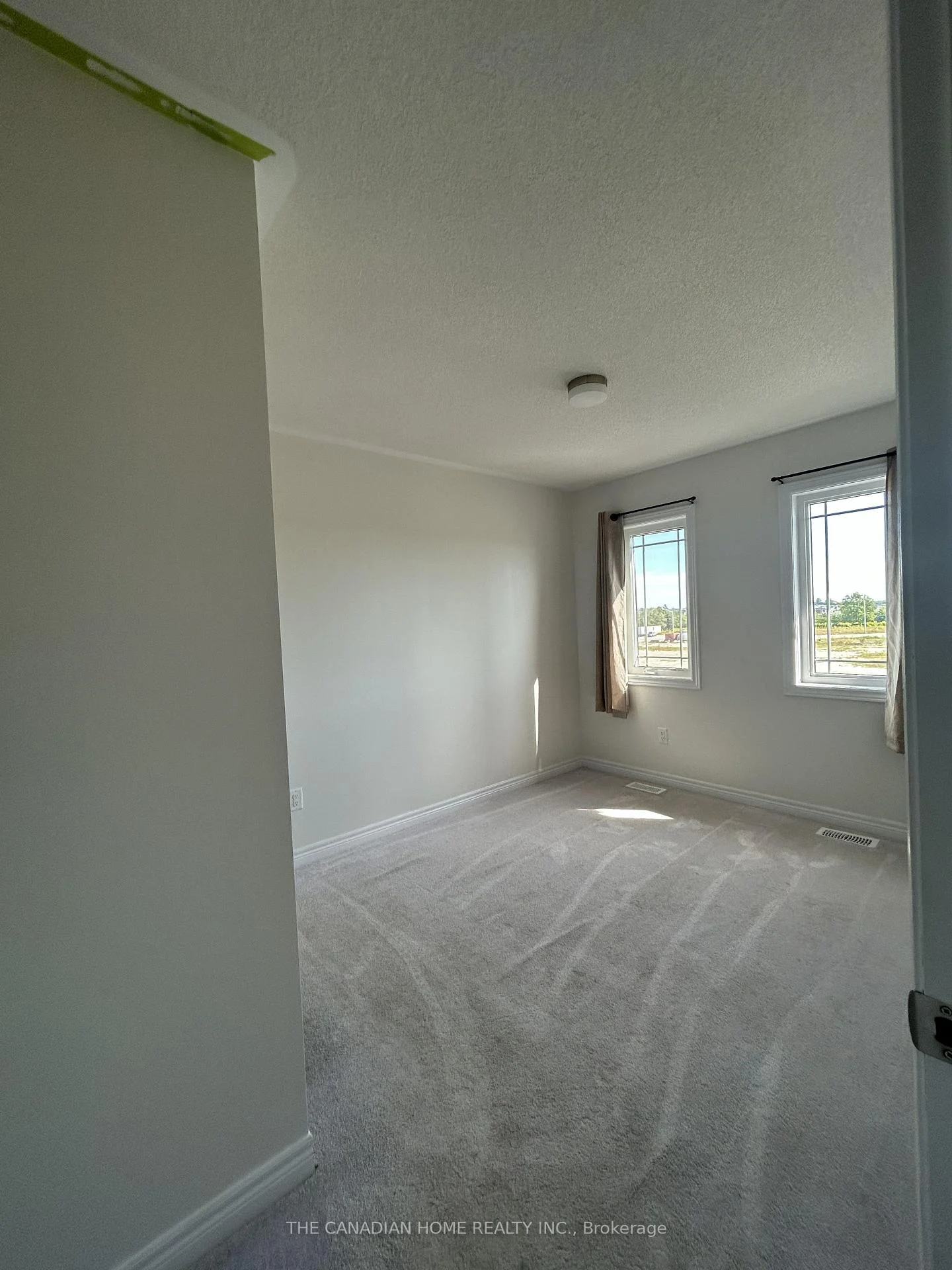 Photo 34 of 71 Milady Crescent, Barrie, Rural Barrie Southeast — HOMEH