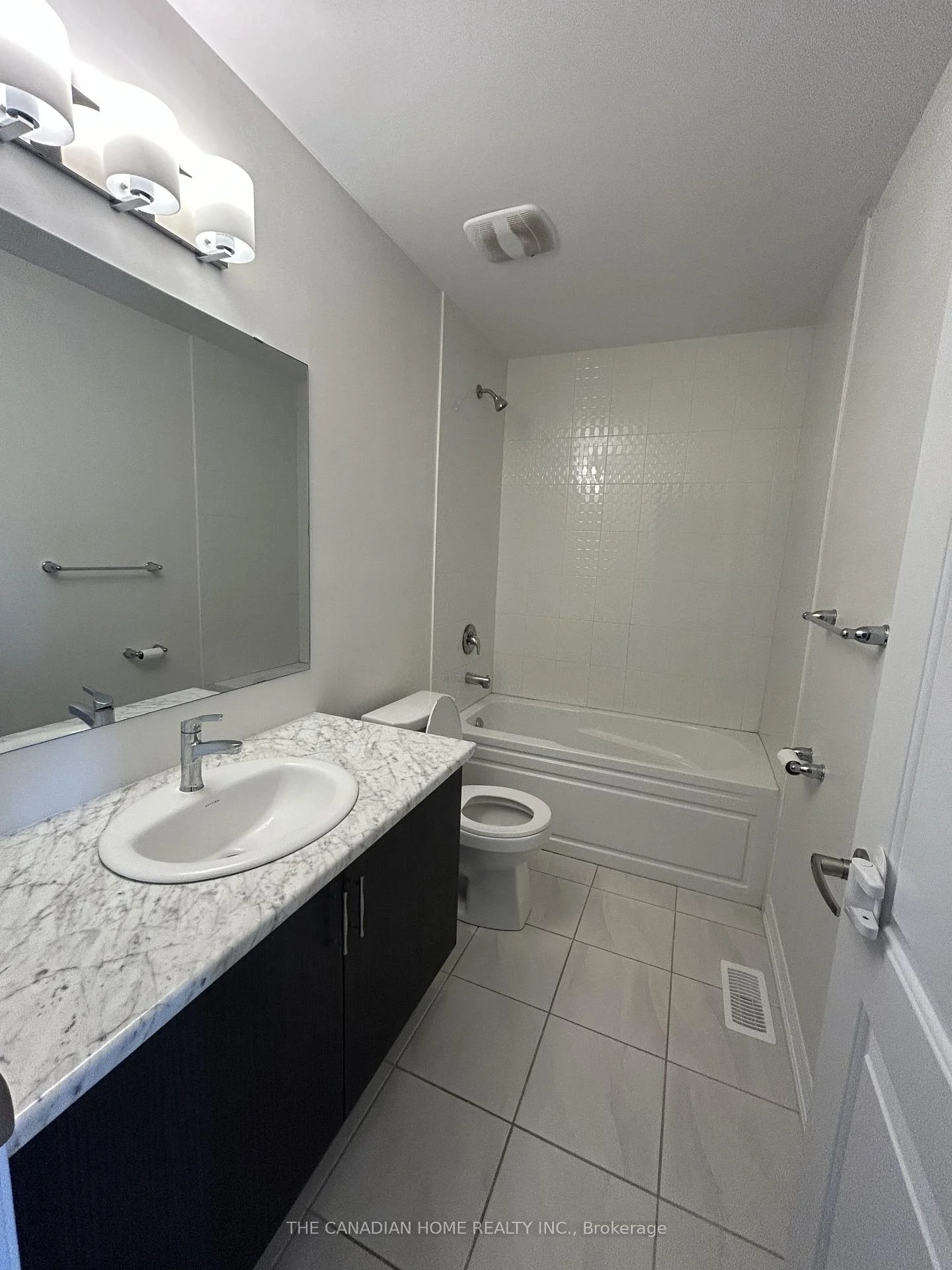 Photo 38 of 71 Milady Crescent, Barrie, Rural Barrie Southeast — HOMEH