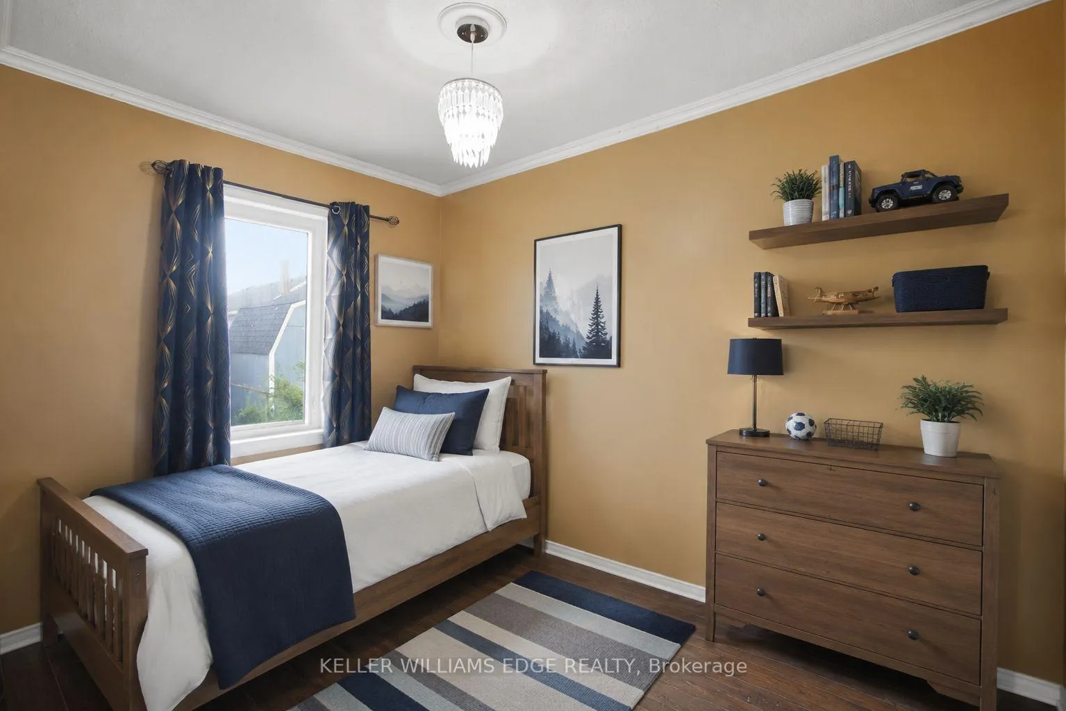 Photo 10 of 22 Delena Avenue N, Hamilton, McQuesten — HOMEH