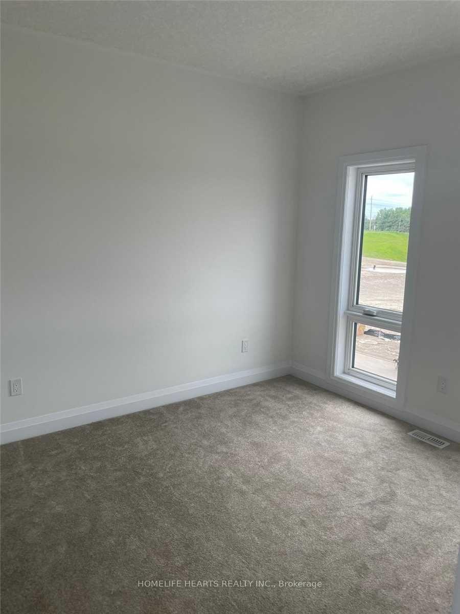 Photo 15 of 597 Benninger Drive, Kitchener, Brigadoon — HOMEH