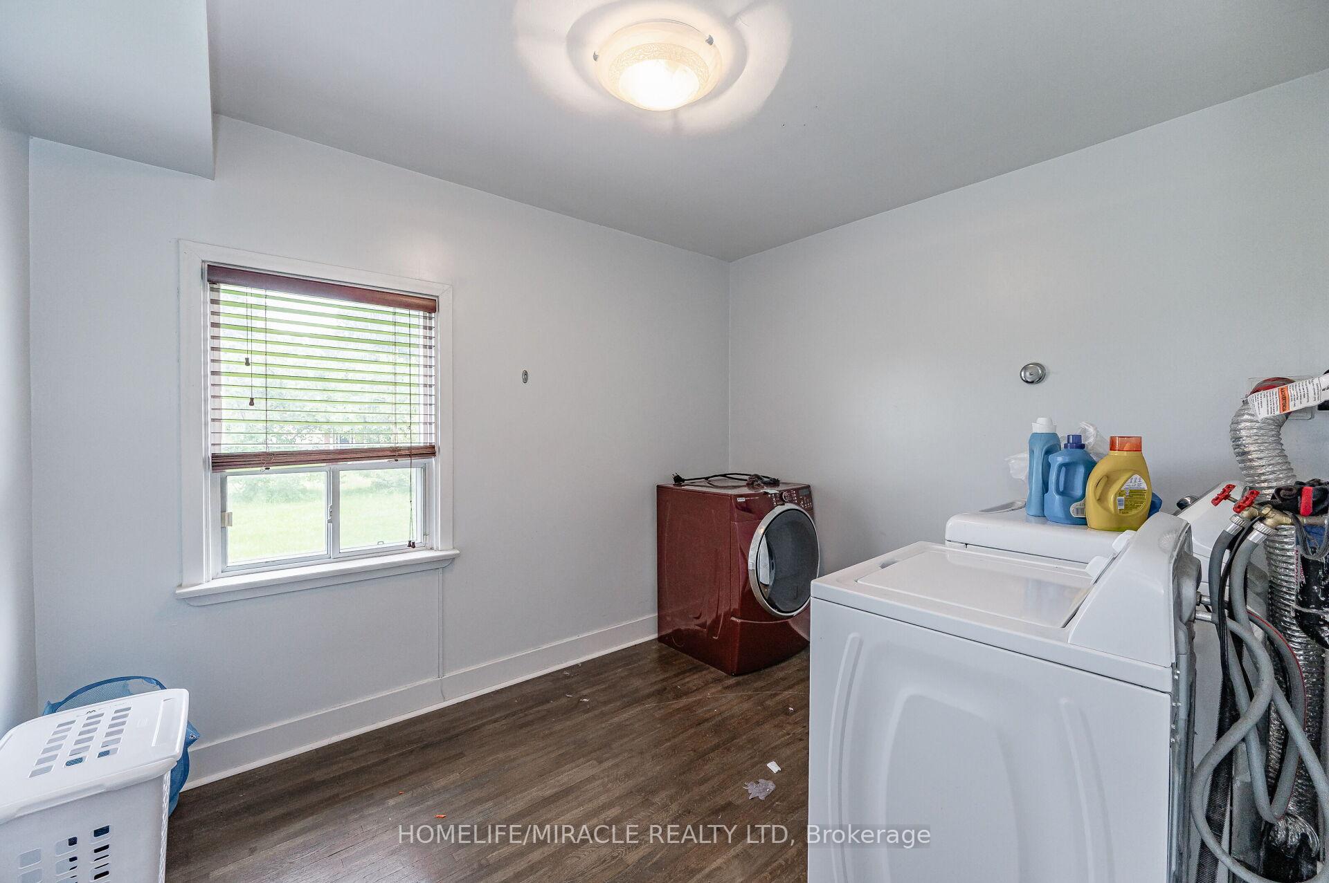 Photo 13 of 1388 Highway 6 N, Hamilton, Rural Flamborough — HOMEH