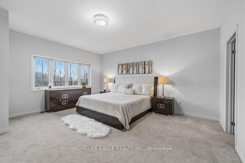 Photo 12 of 71 Woodhaven Avenue, Aurora, Aurora Estates — HOMEH