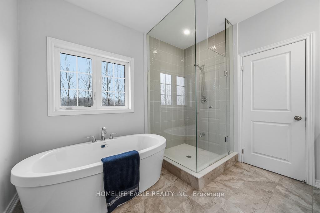Photo 16 of 71 Woodhaven Avenue, Aurora, Aurora Estates — HOMEH