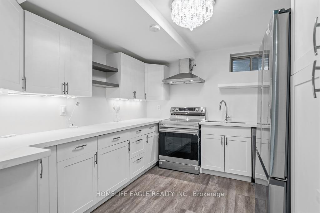 Photo 25 of 71 Woodhaven Avenue, Aurora, Aurora Estates — HOMEH