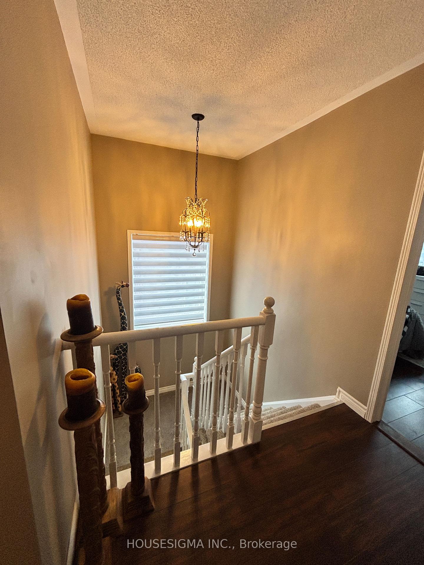 Photo 17 of 54 Weymouth Road, Barrie, Georgian Drive — HOMEH