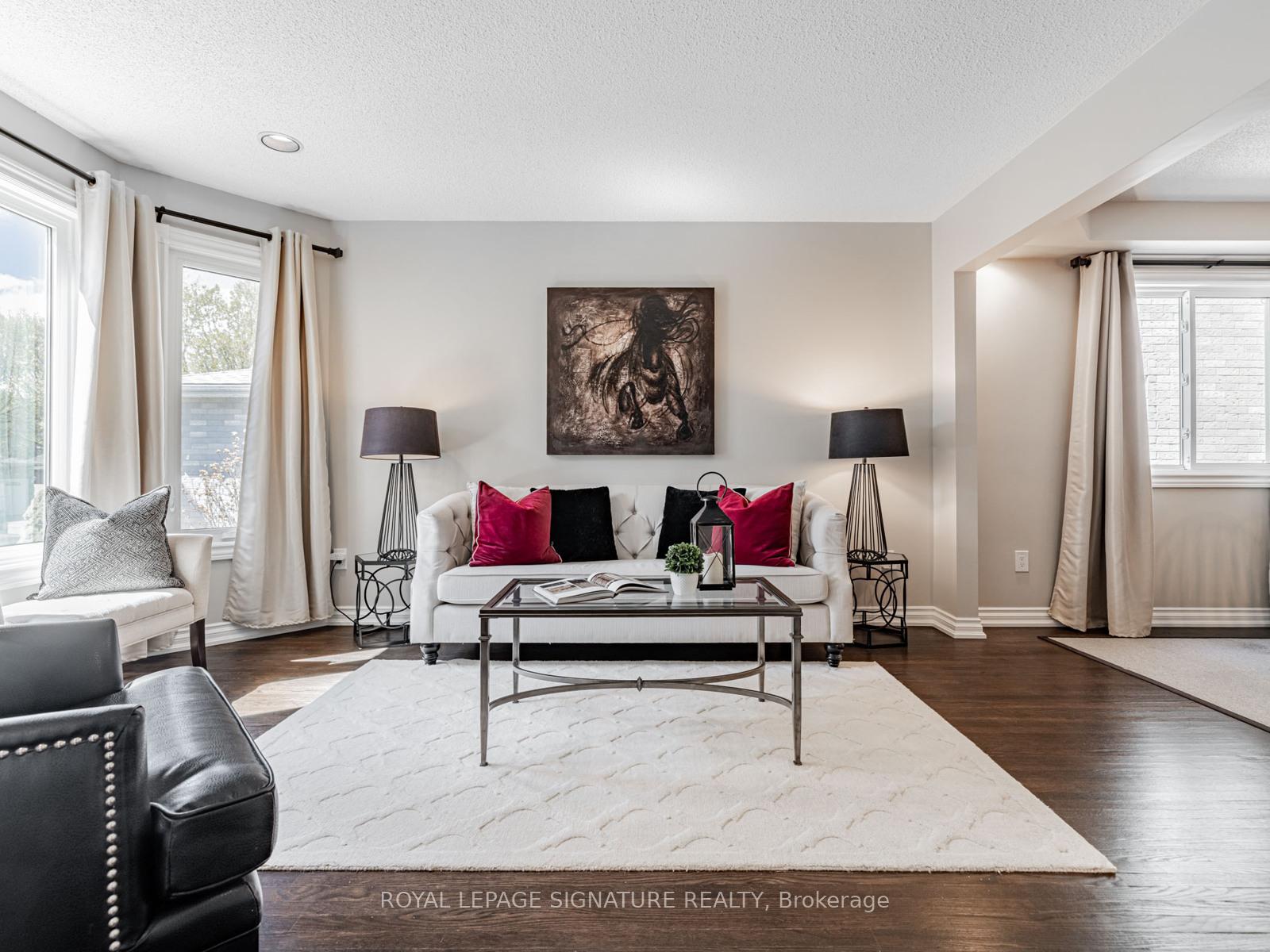 Photo 7 of 129 Chiswick Crescent, Aurora, Aurora Highlands — HOMEH